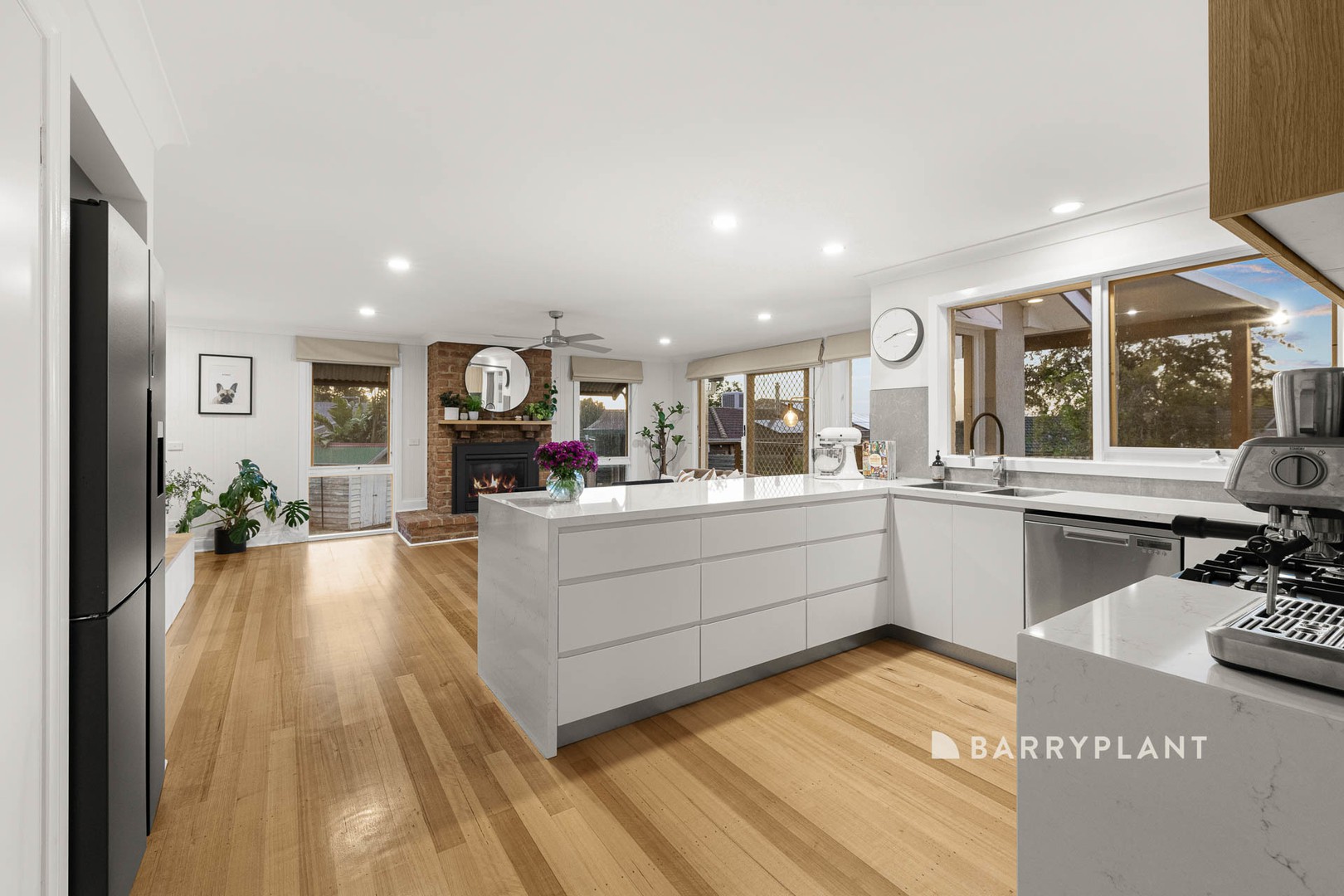 2 Glover Court, Berwick, VIC 3806, Berwick - Thumbnail 3