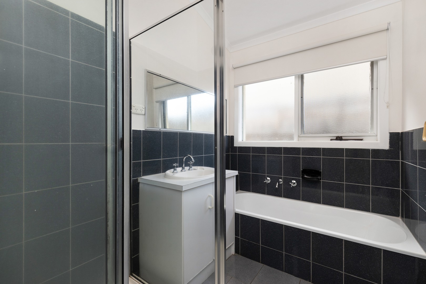 2 Goulburn Drive, Rowville, VIC 3178, Rowville - Thumbnail 4