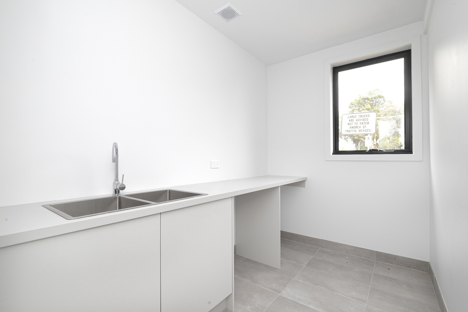 2 Gratz Street, St Albans, VIC 3021, St Albans - Thumbnail 4