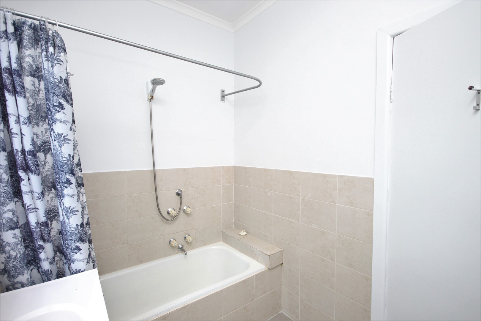 2 Griffen Street, Hamlyn Heights, VIC 3215, Hamlyn Heights - Thumbnail 6