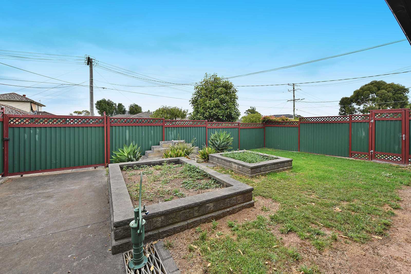 2 Hall Road, Gladstone Park, VIC 3043, Gladstone Park - Thumbnail 2
