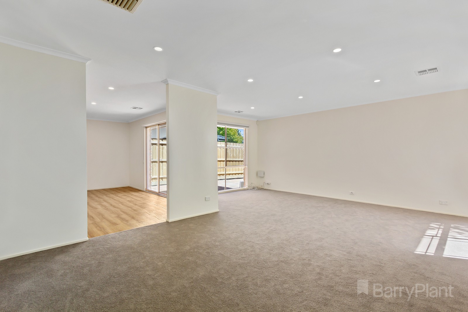 2 Handasyde Avenue, Kilsyth South, VIC 3137, Kilsyth South - Thumbnail 3
