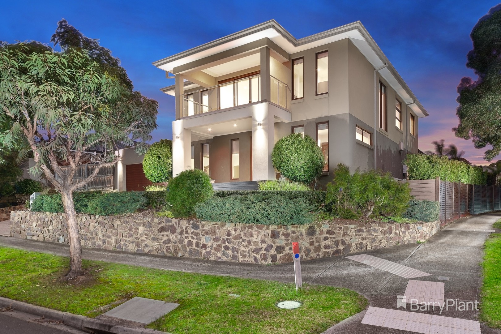 2 Hanover Road, Bundoora, VIC 3083, Bundoora - Thumbnail 2
