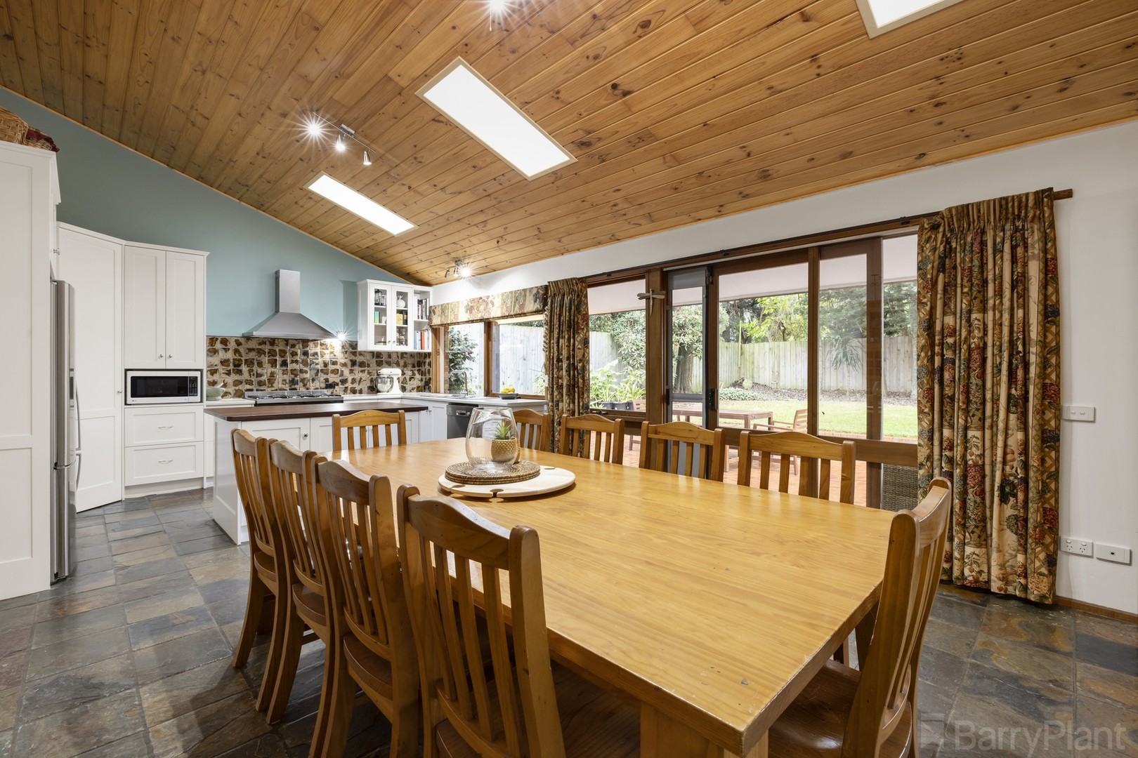 2 Harewood Close, Boronia, VIC 3155, Boronia - Thumbnail 5