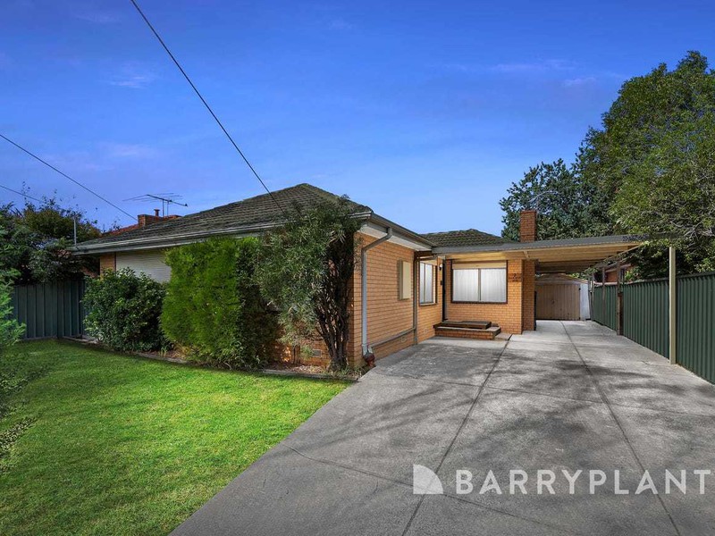 2 Harmon Avenue, St Albans, VIC 3021 - Image - 11/08/2026