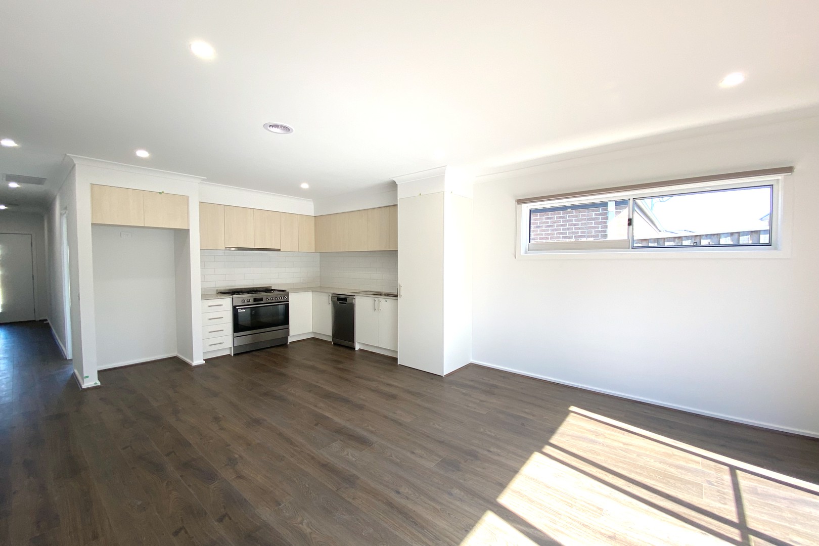 2 Hartney Avenue, Pakenham, VIC 3810, Pakenham - Thumbnail 3