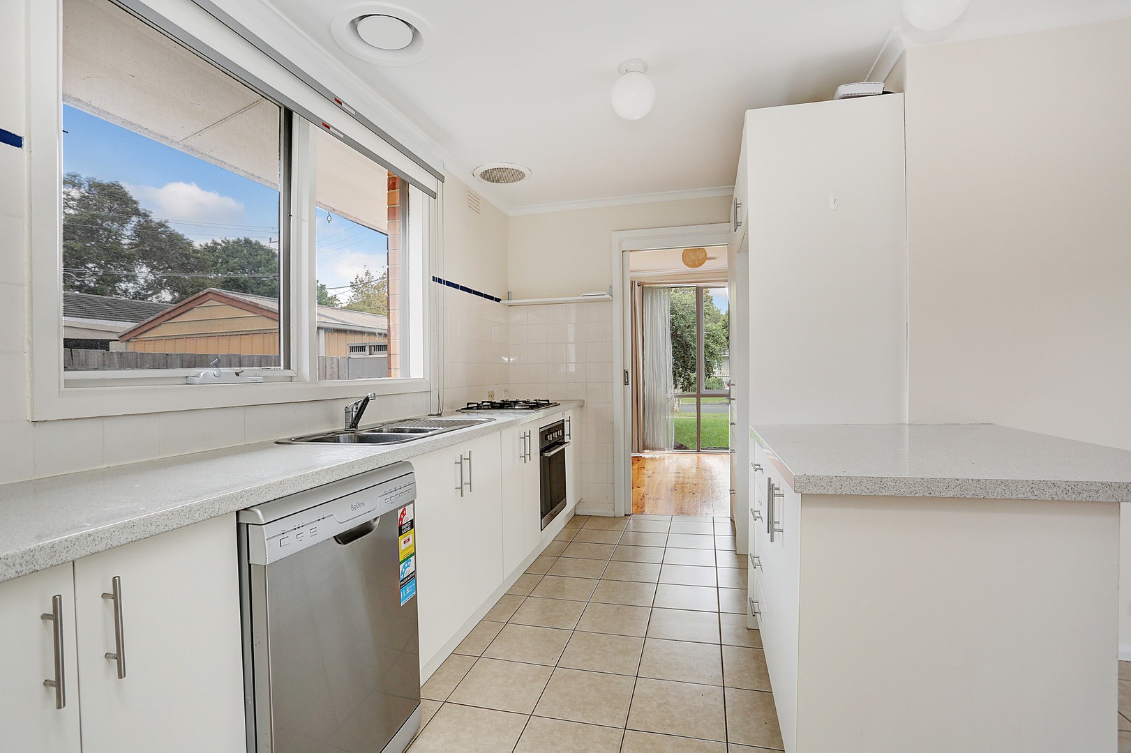 2 Haslam  Street, Seaford, VIC 3198, Seaford - Thumbnail 2