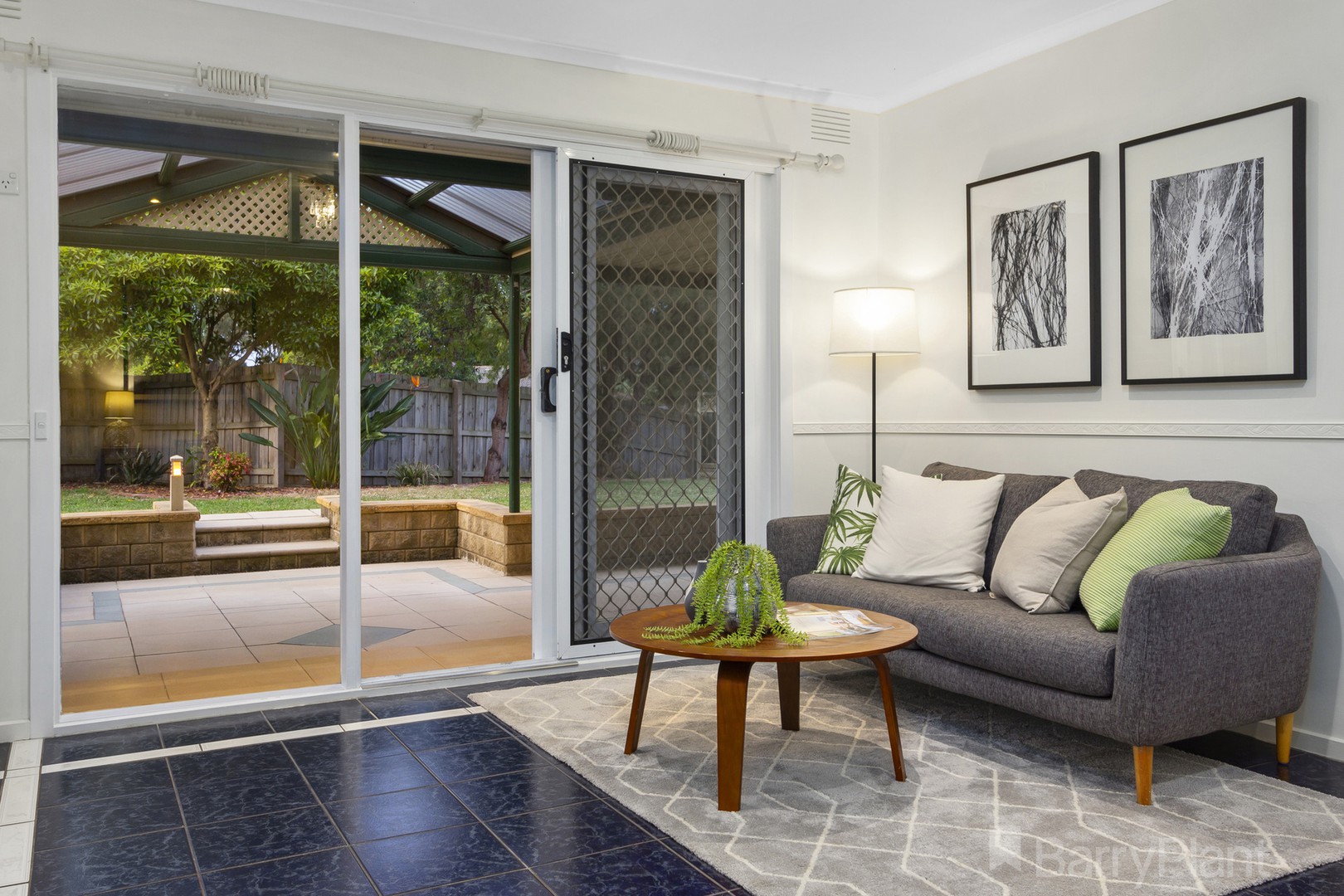 2 Hawksburn CrescentWantirna South, VIC 3152, Wantirna South - Thumbnail 2