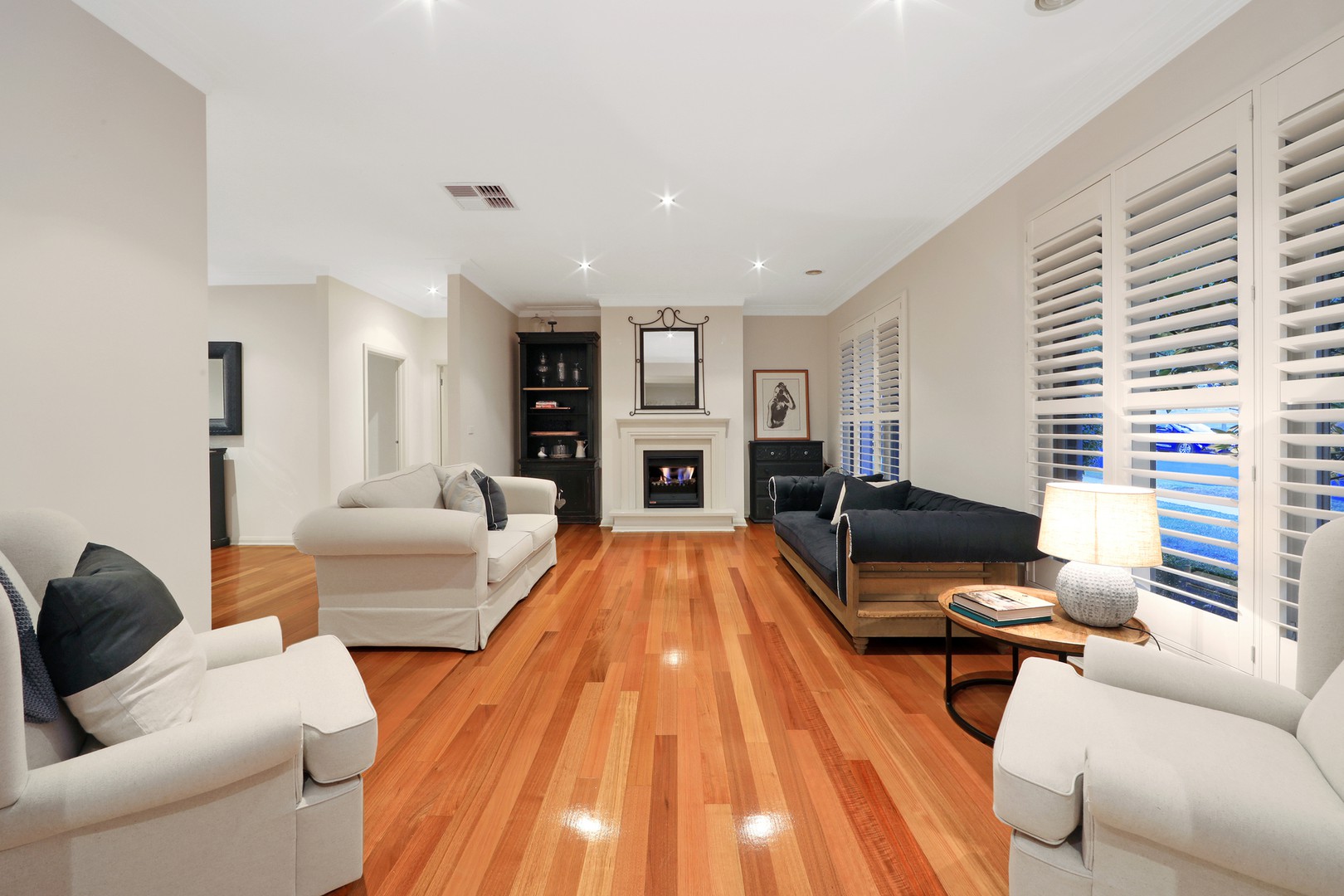 2 Helmsley Avenue, Lysterfield, VIC 3156, Lysterfield - Thumbnail 6