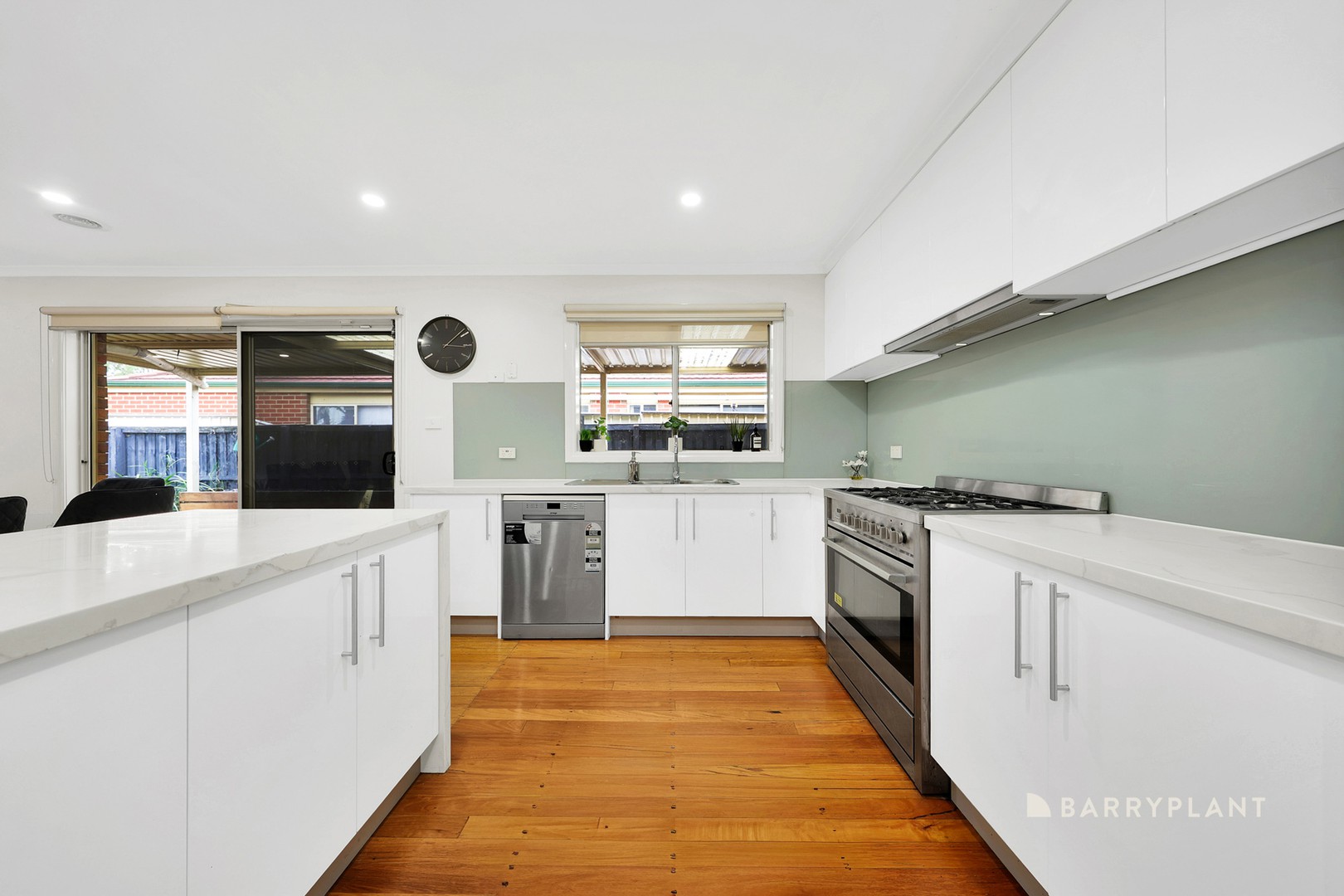 2 Highview Drive, South Morang, VIC 3752, South Morang - Thumbnail 4