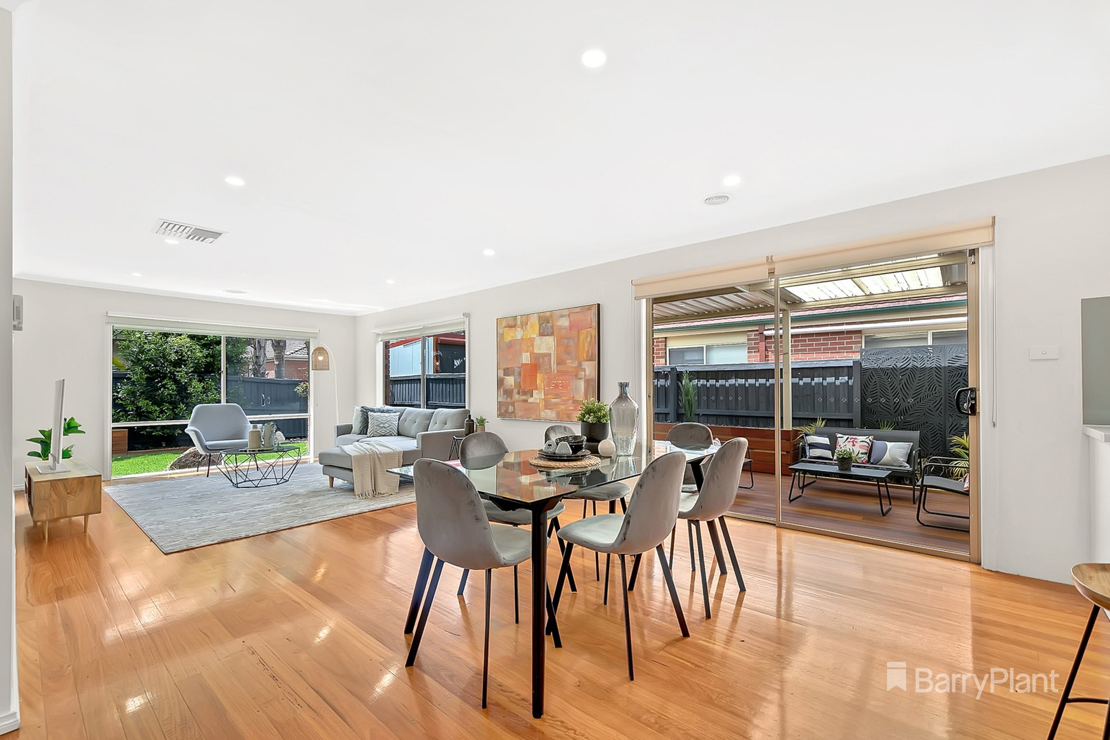 2 Highview DriveSouth Morang, VIC 3752, South Morang - Thumbnail 5