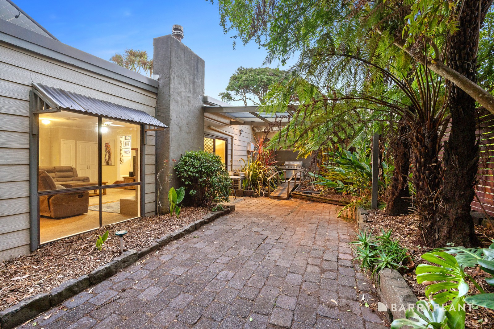 2 Hilditch Avenue, East Warburton, VIC 3799 - Thumbnail 2 - 05/02/2026