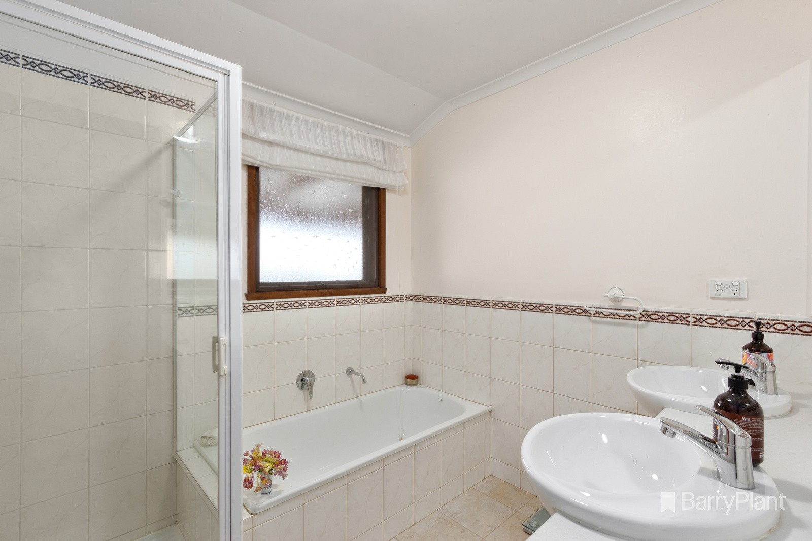 2 Hillside Avenue, Boronia, VIC 3155, Boronia - Thumbnail 7