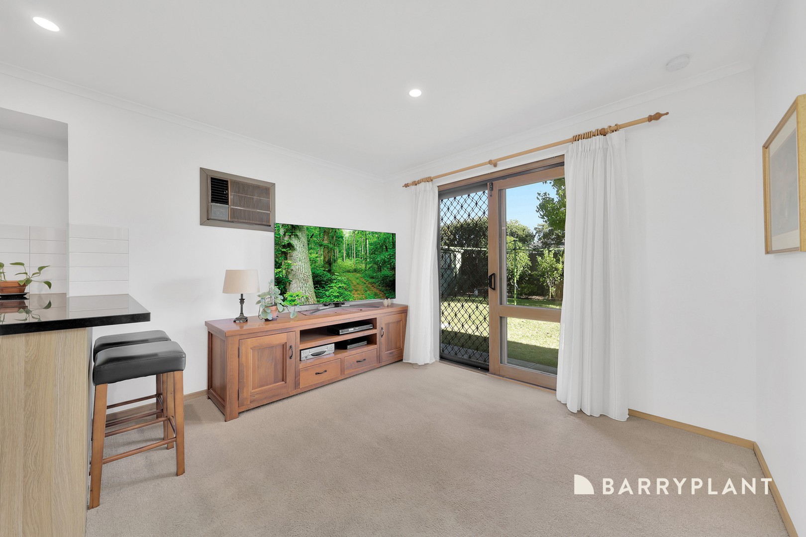 2 Hoddle Court, Mill Park, VIC 3082, Mill Park - Thumbnail 5