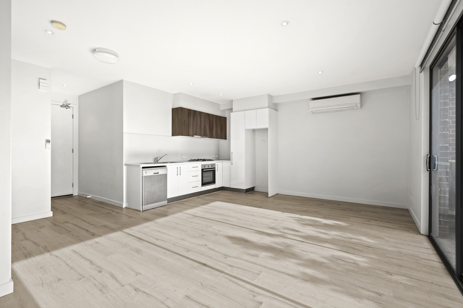 2 Holly Place, Lilydale, VIC 3140, Lilydale - Thumbnail 5