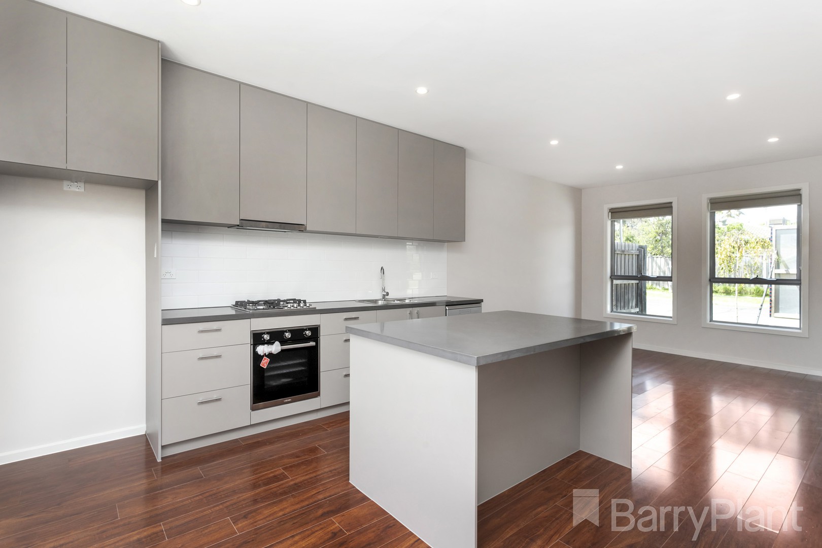 2 Hopetoun  Court, Westmeadows, VIC 3049 - Thumbnail 1 - 08/11/2023