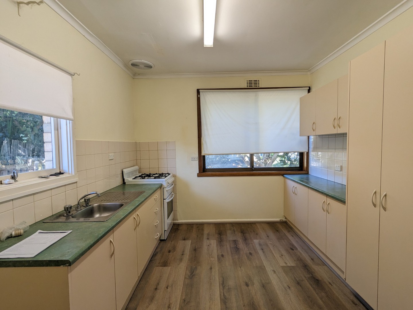 2 Inglewood Avenue, Forest Hill, VIC 3131, Forest Hill - Thumbnail 3