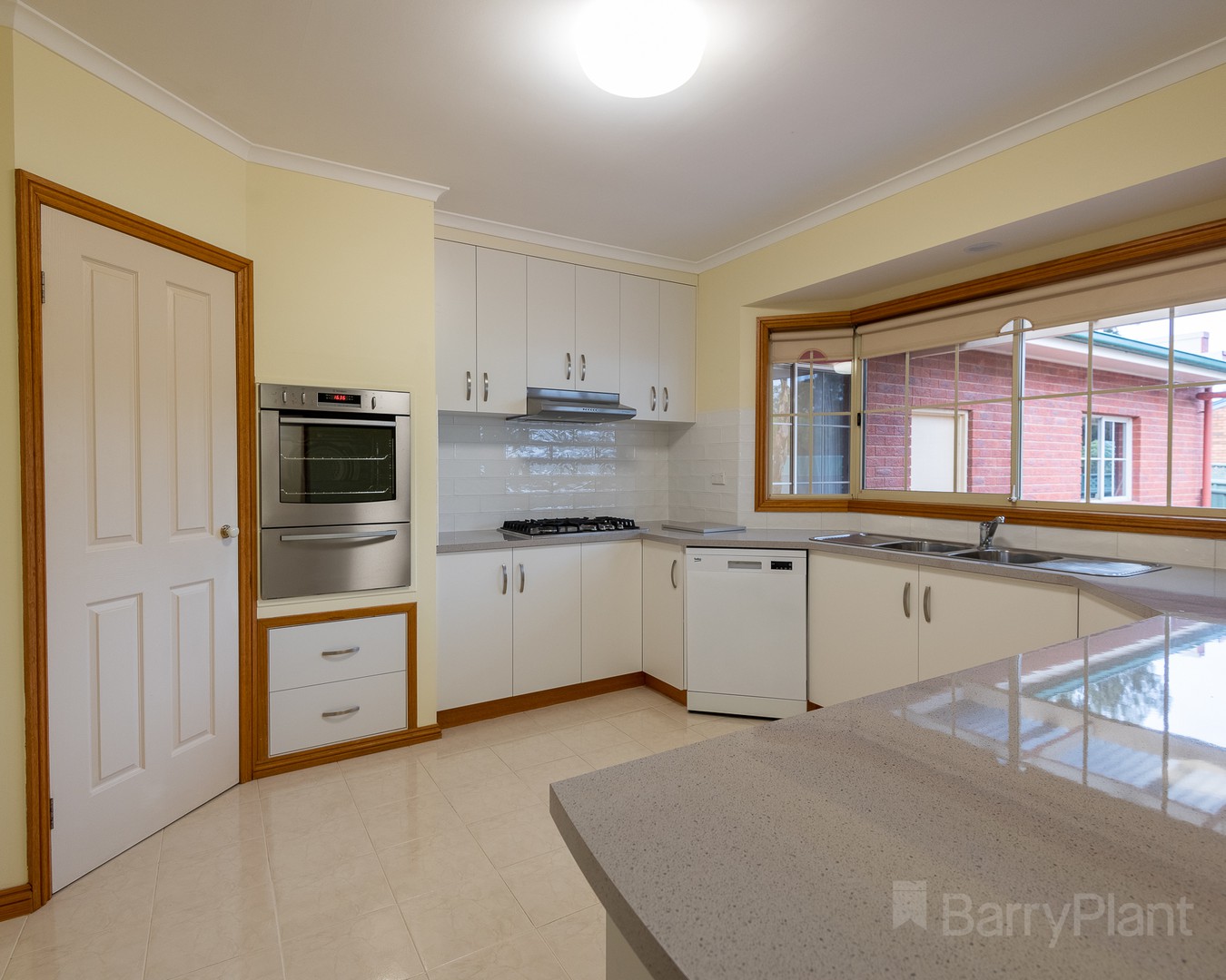 2 Ironbark CourtKennington, VIC 3550  - Leased, Kennington - Thumbnail 4