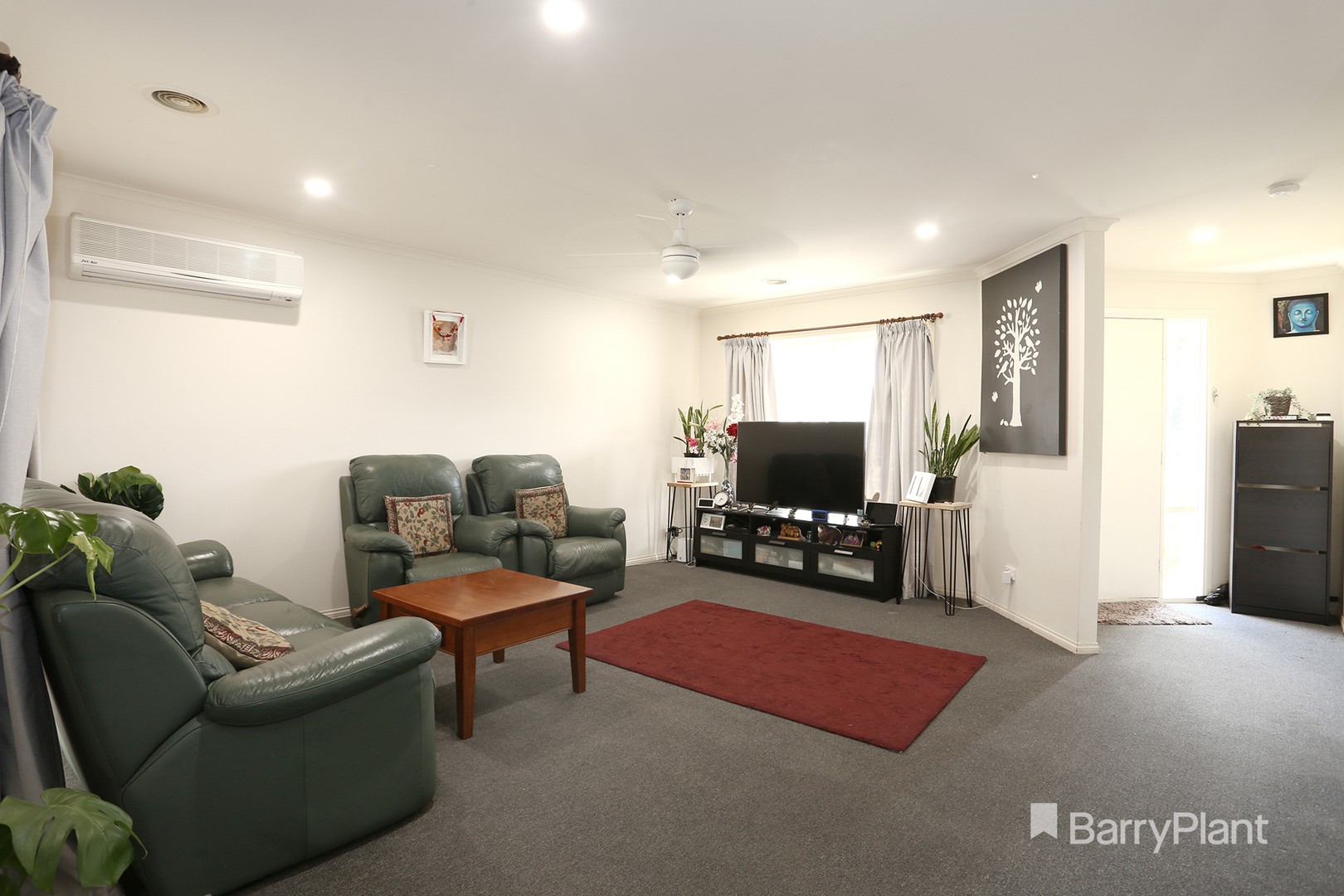 2 Jim Court, Berwick, VIC 3806 - Thumbnail 1 - 21/01/2025