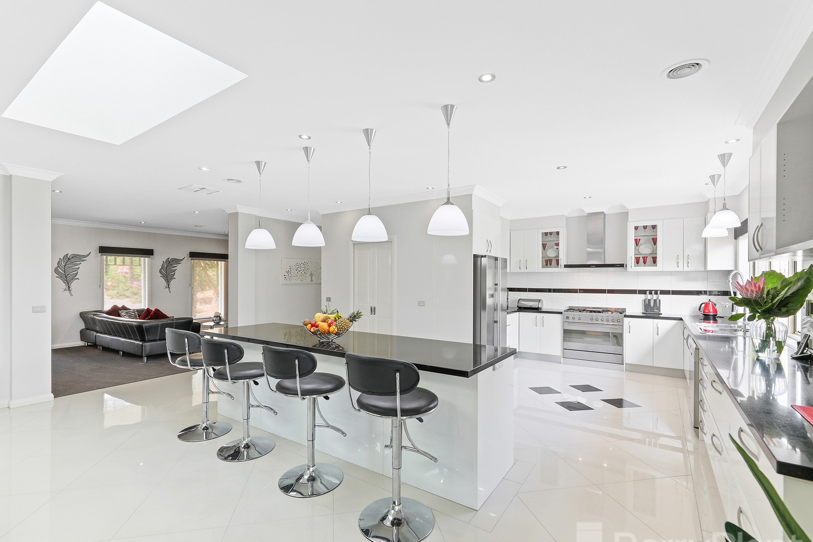 2 John CourtDrouin, VIC 3818, Drouin - Thumbnail 4