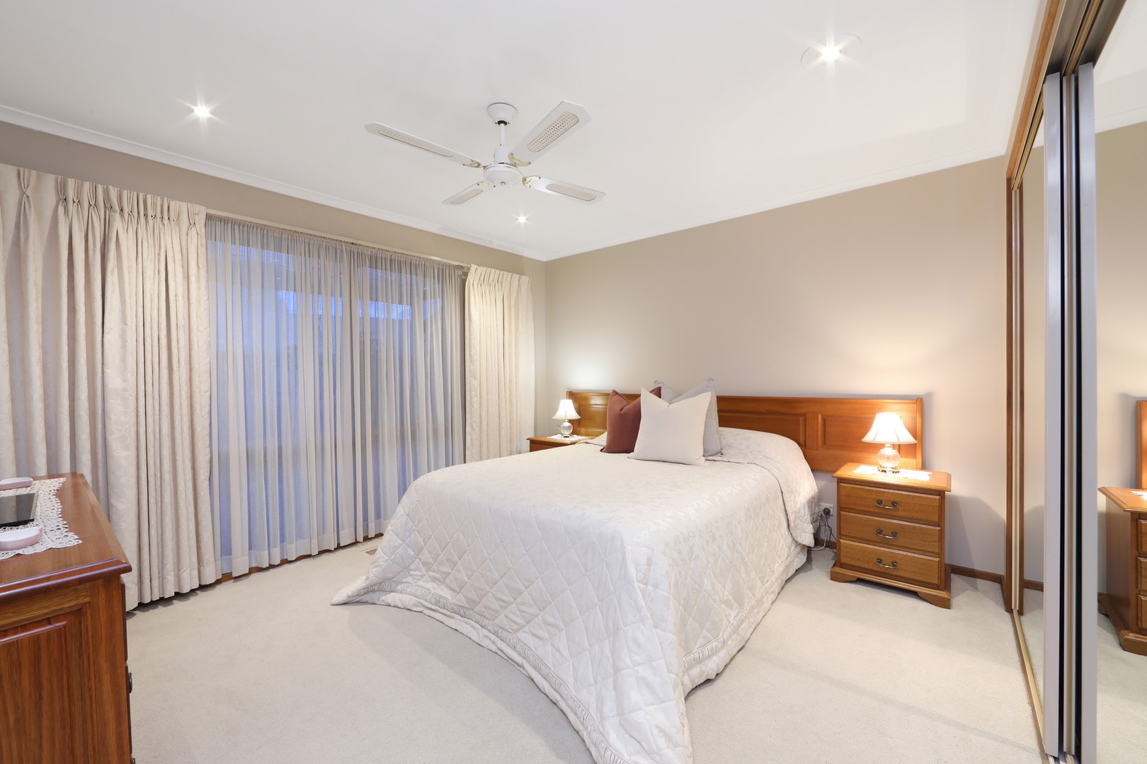 2 Josephine Close, Rowville, VIC 3178, Rowville - Thumbnail 7
