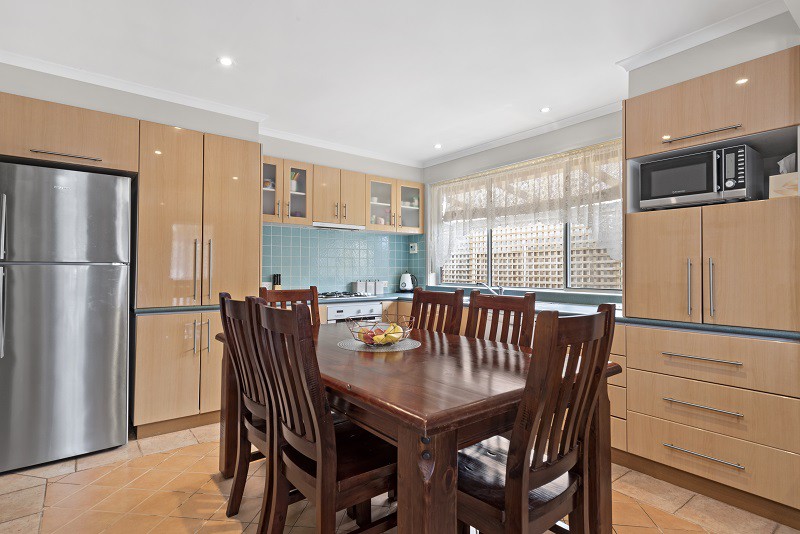 2 Jutland Court, Grovedale, VIC 3216, Grovedale - Thumbnail 3