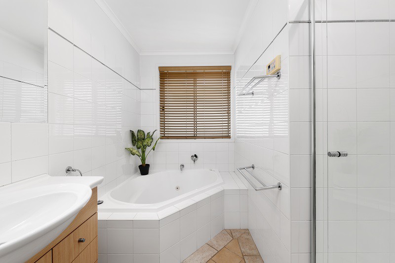 2 Jutland Court, Grovedale, VIC 3216, Grovedale - Thumbnail 6