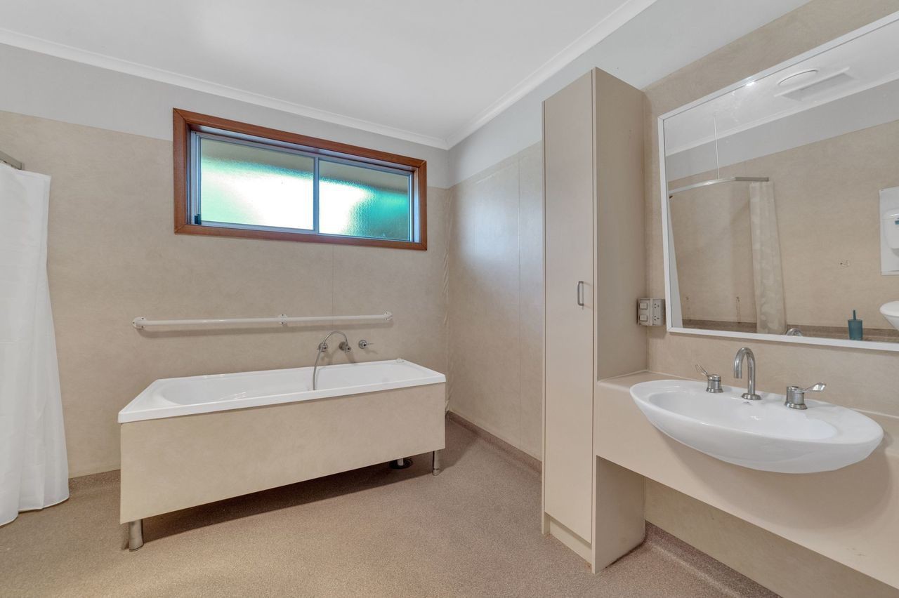 2 Kaldor Court, Glen Waverley, VIC 3150, Glen Waverley - Thumbnail 8
