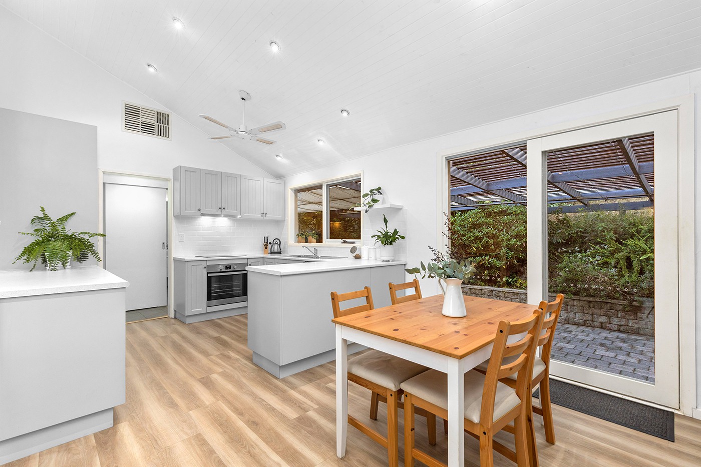 2 Keith Court, Wandin North, VIC 3139, Wandin North - Thumbnail 5