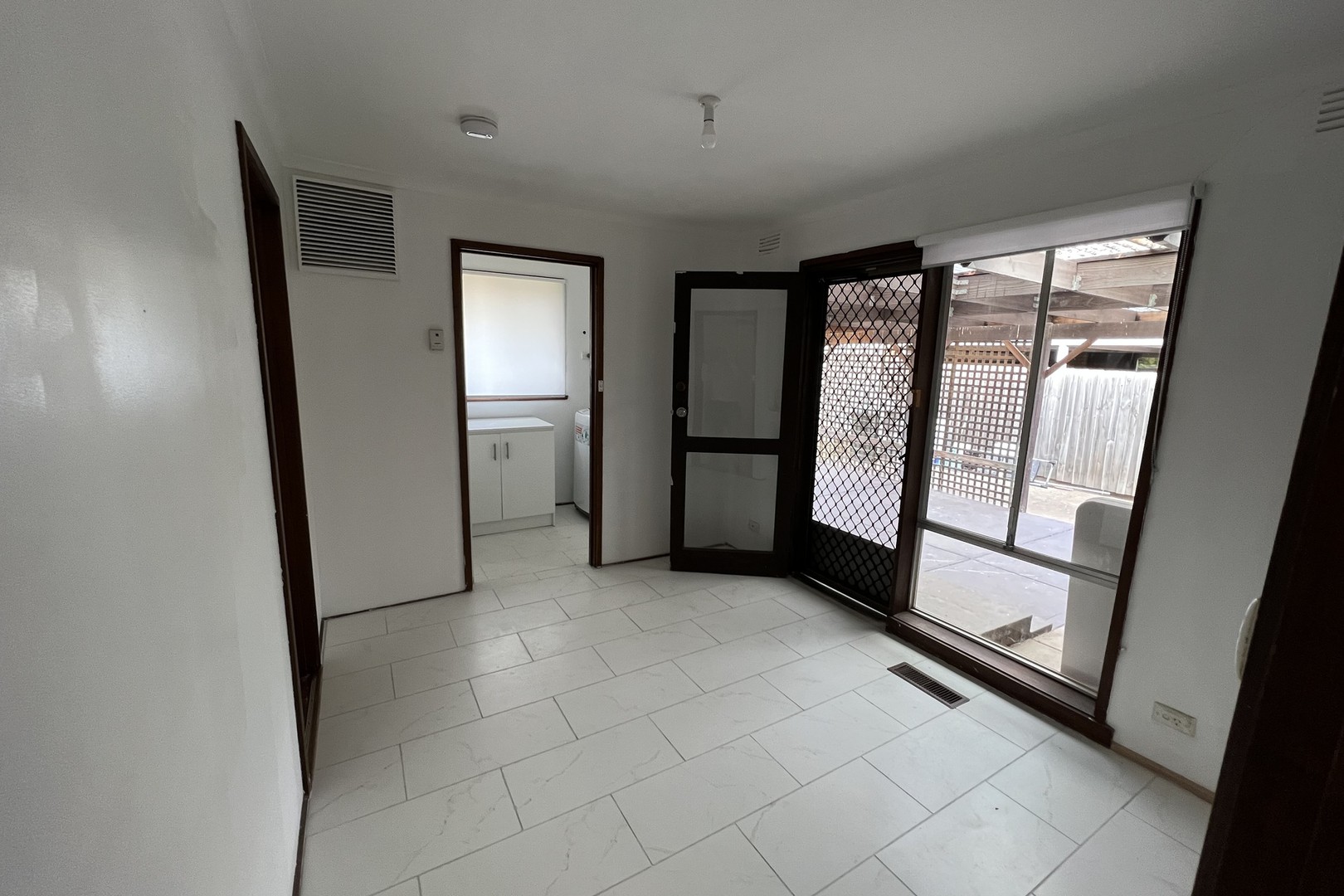 2 Kerry Court, St Albans, VIC 3021, St Albans - Thumbnail 3