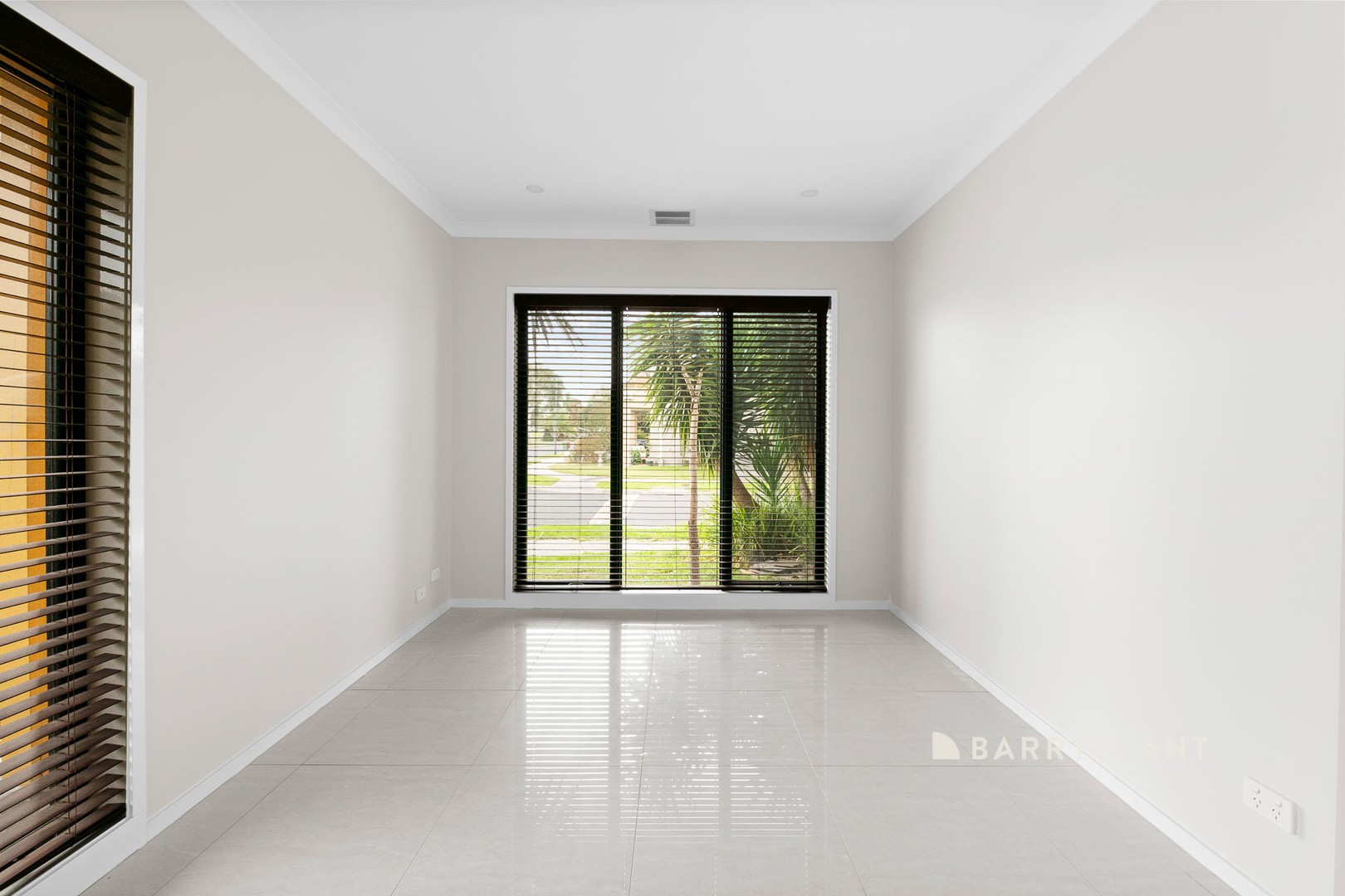 2 Kilburn Place, Pakenham, VIC 3810, Pakenham - Thumbnail 8