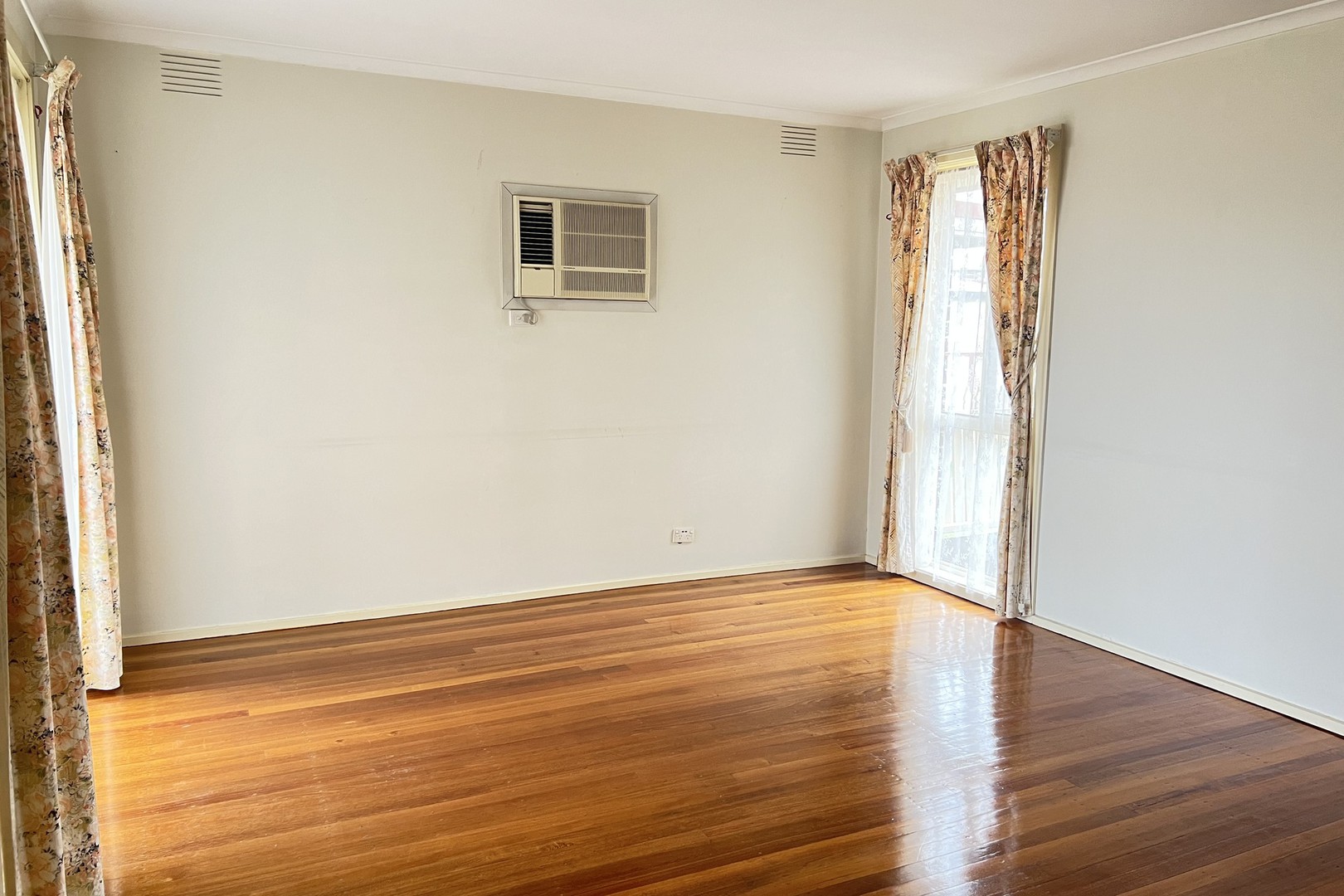 2 Kimberley Street, Lalor, VIC 3075, Lalor - Thumbnail 3
