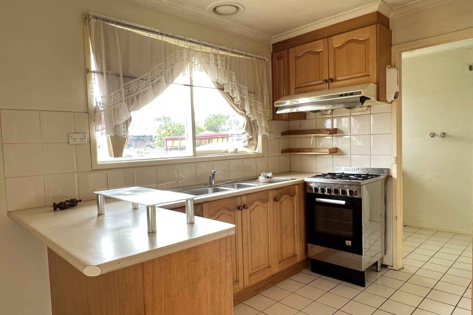 2 Kimberley Street, Lalor, VIC 3075, Lalor - Thumbnail 7