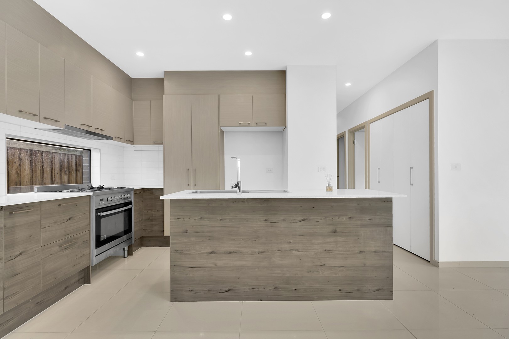 2 Ladas Way, Doreen, VIC 3754, Doreen - Thumbnail 2