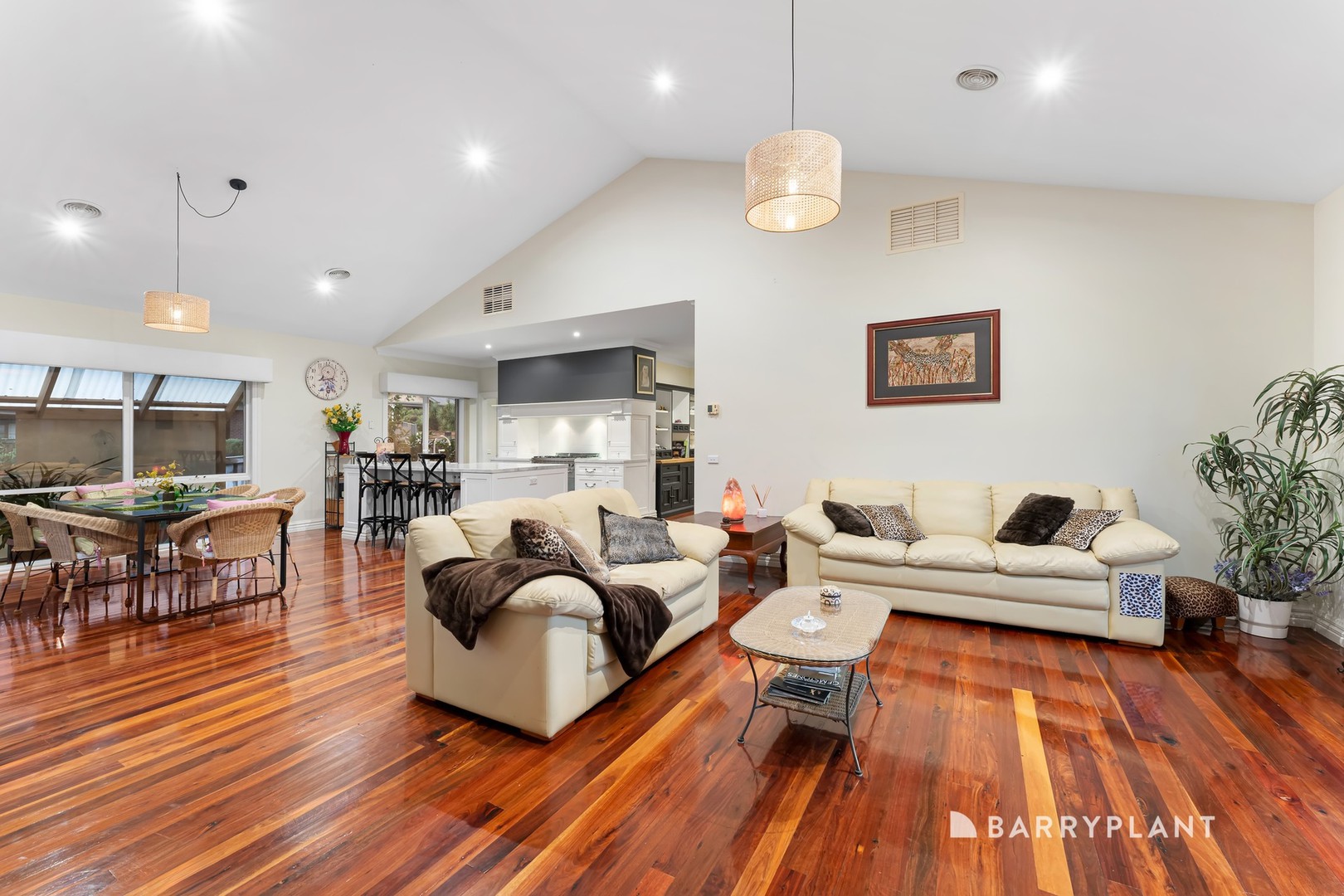 2 Lake Front Mews, Doreen, VIC 3754, Doreen - Thumbnail 5