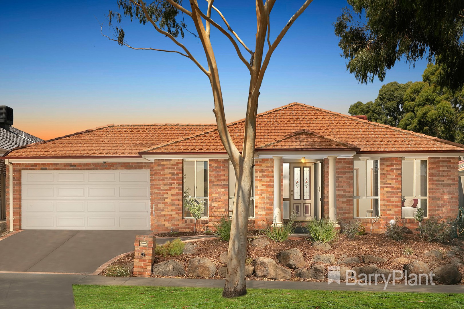 2 Lapwing Road, South Morang, VIC 3752