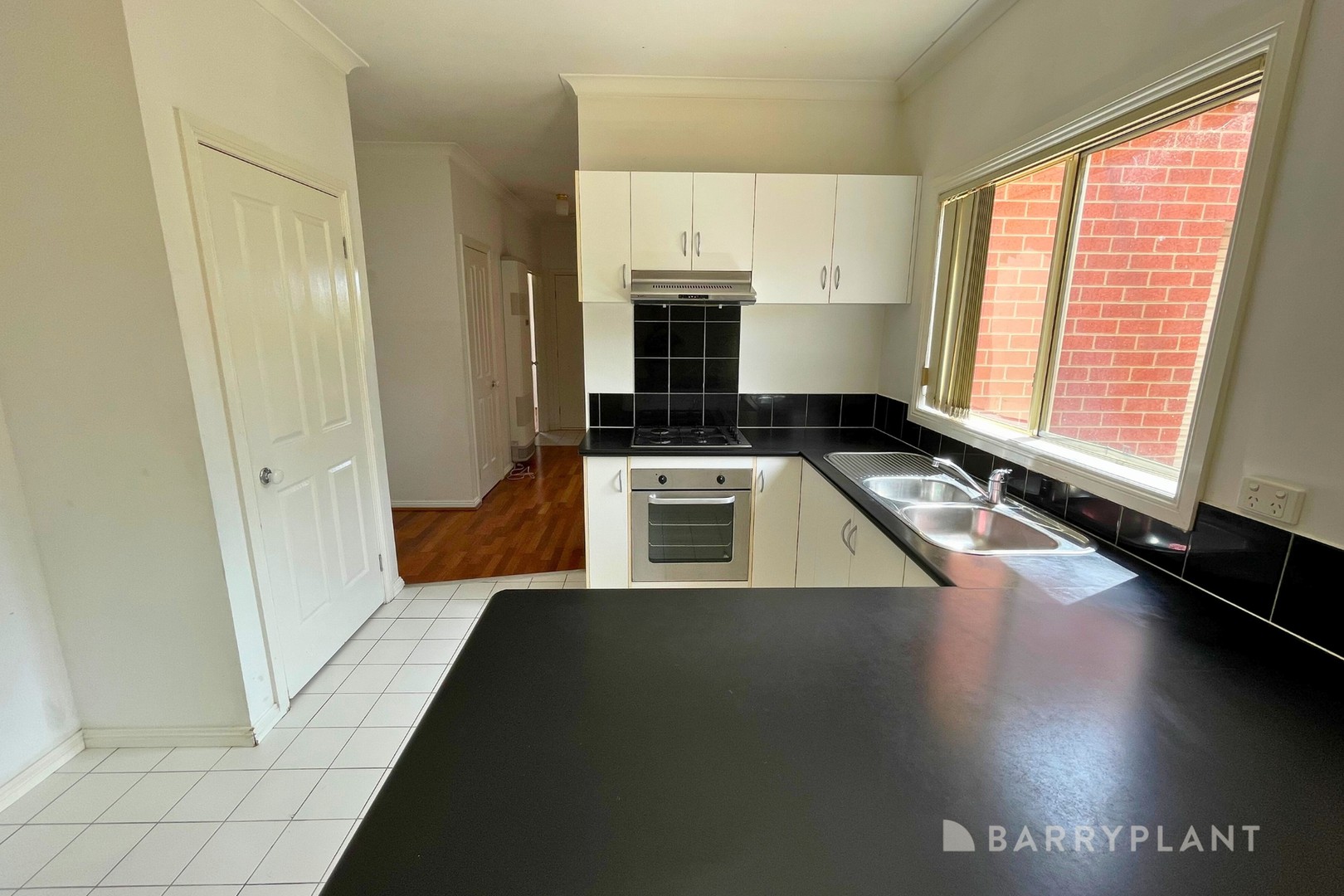 2 Lark Court, Werribee, VIC 3030, Werribee - Thumbnail 4