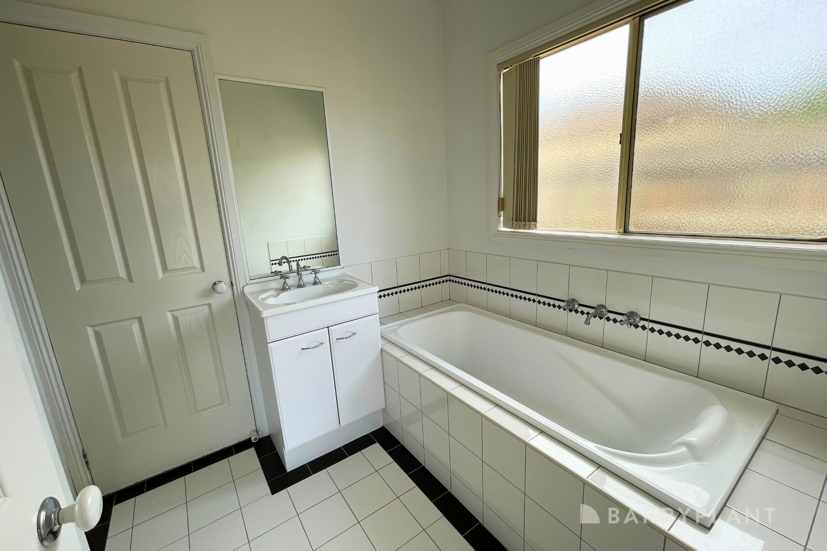 2 Lark Court, Werribee, VIC 3030, Werribee - Thumbnail 8