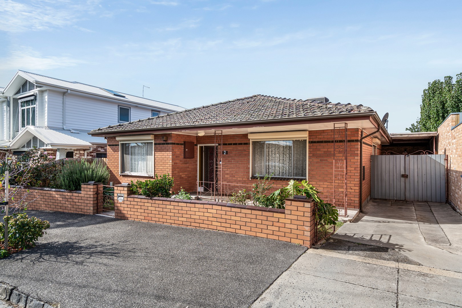 2 Larnoo Avenue, Brunswick West, VIC 3055, Brunswick West - Image 1
