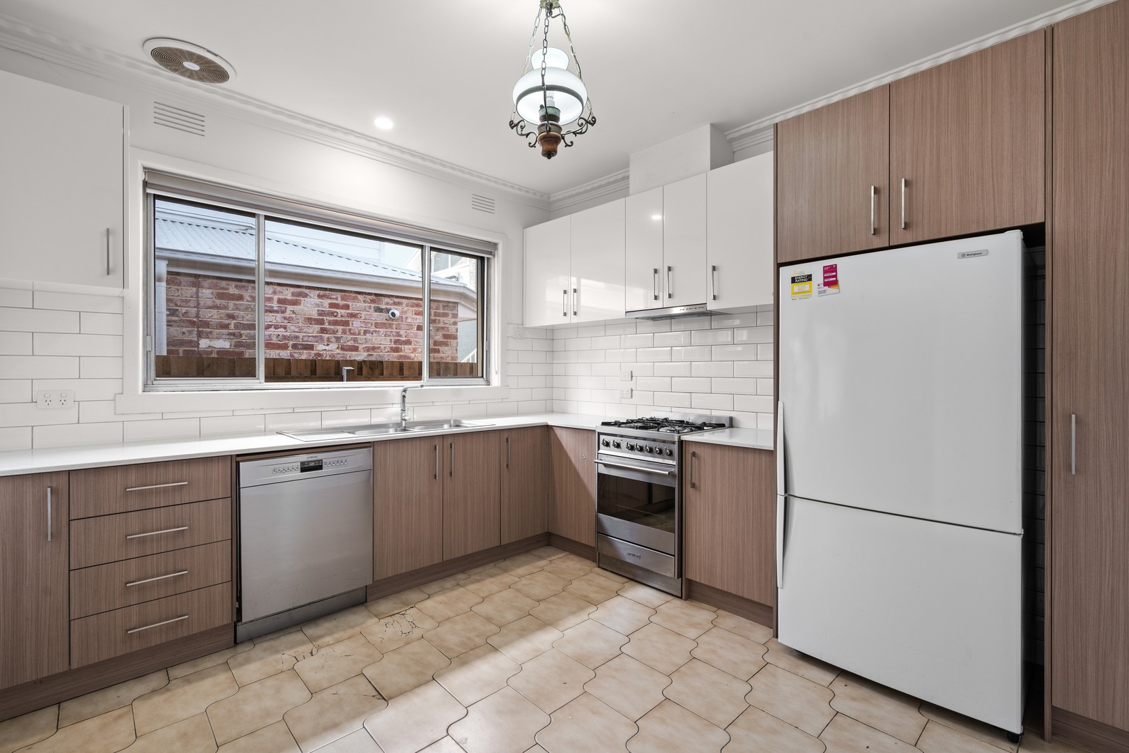 2 Larnoo Avenue, Brunswick West, VIC 3055, Brunswick West - Thumbnail 3