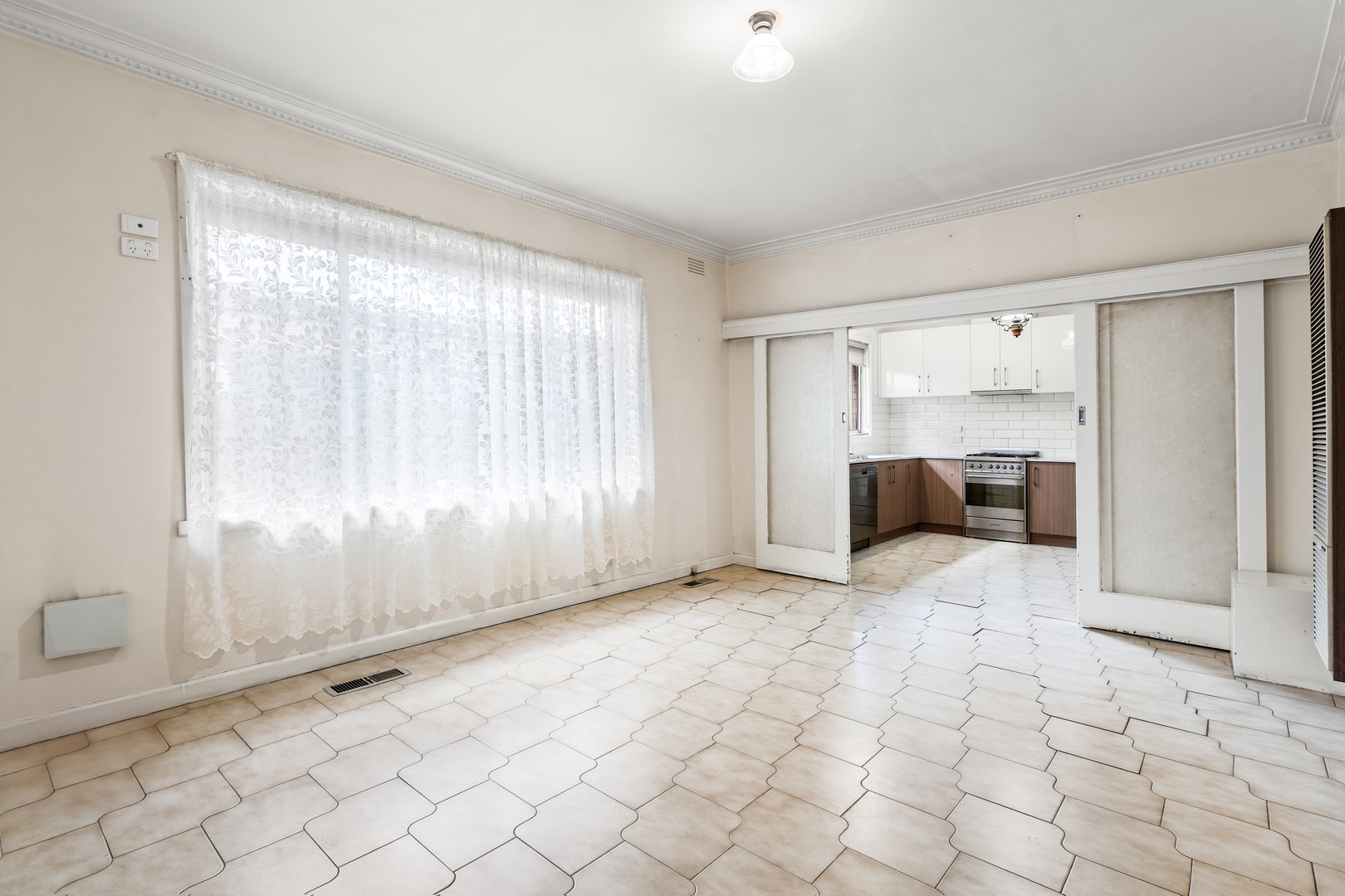 2 Larnoo Avenue, Brunswick West, VIC 3055, Brunswick West - Thumbnail 4
