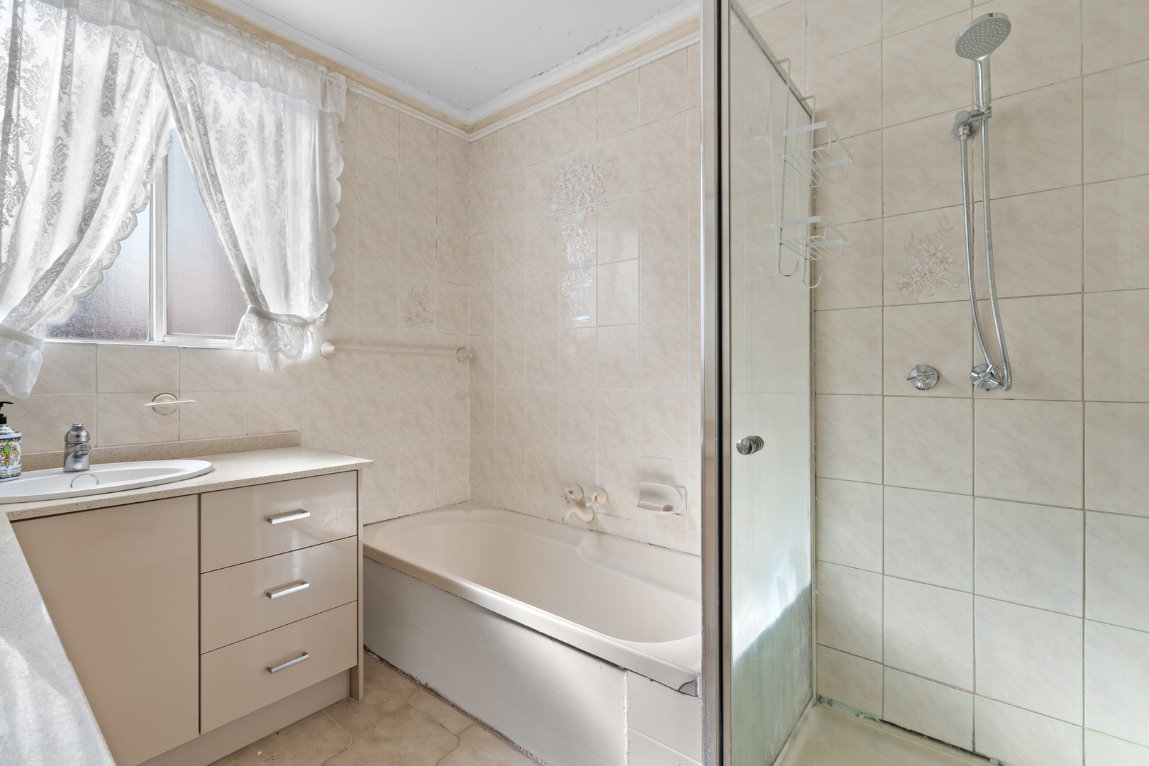 2 Larnoo Avenue, Brunswick West, VIC 3055, Brunswick West - Thumbnail 7