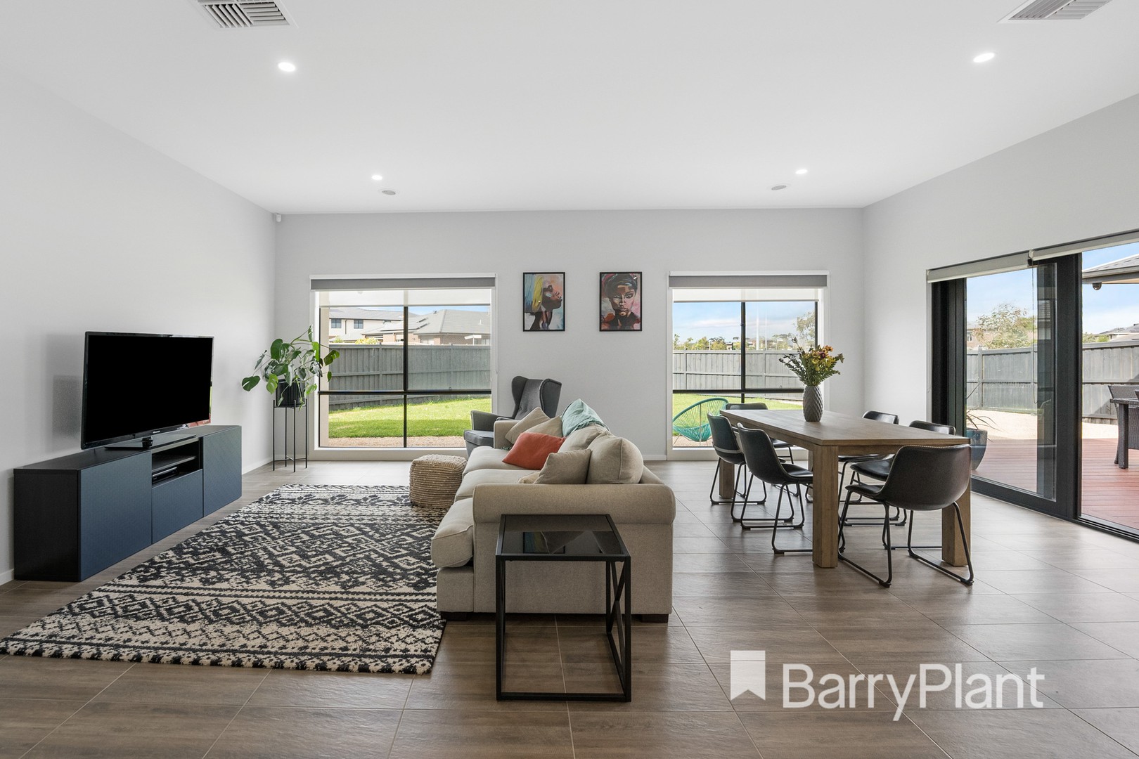 2 Leafy RoadWerribee, VIC 3030, Werribee - Thumbnail 5
