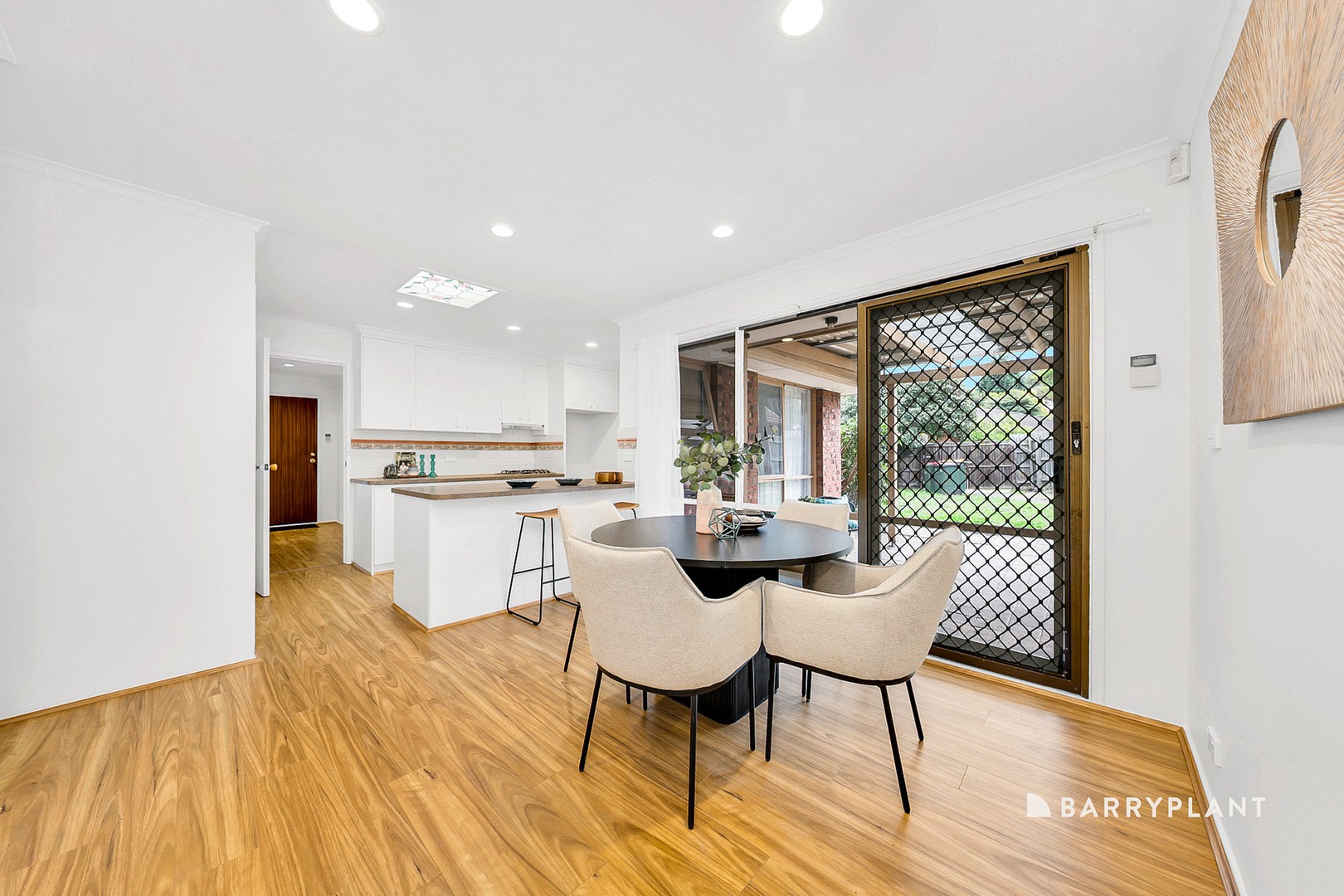 2 Lilac Court, Mill Park, VIC 3082, Mill Park - Thumbnail 4