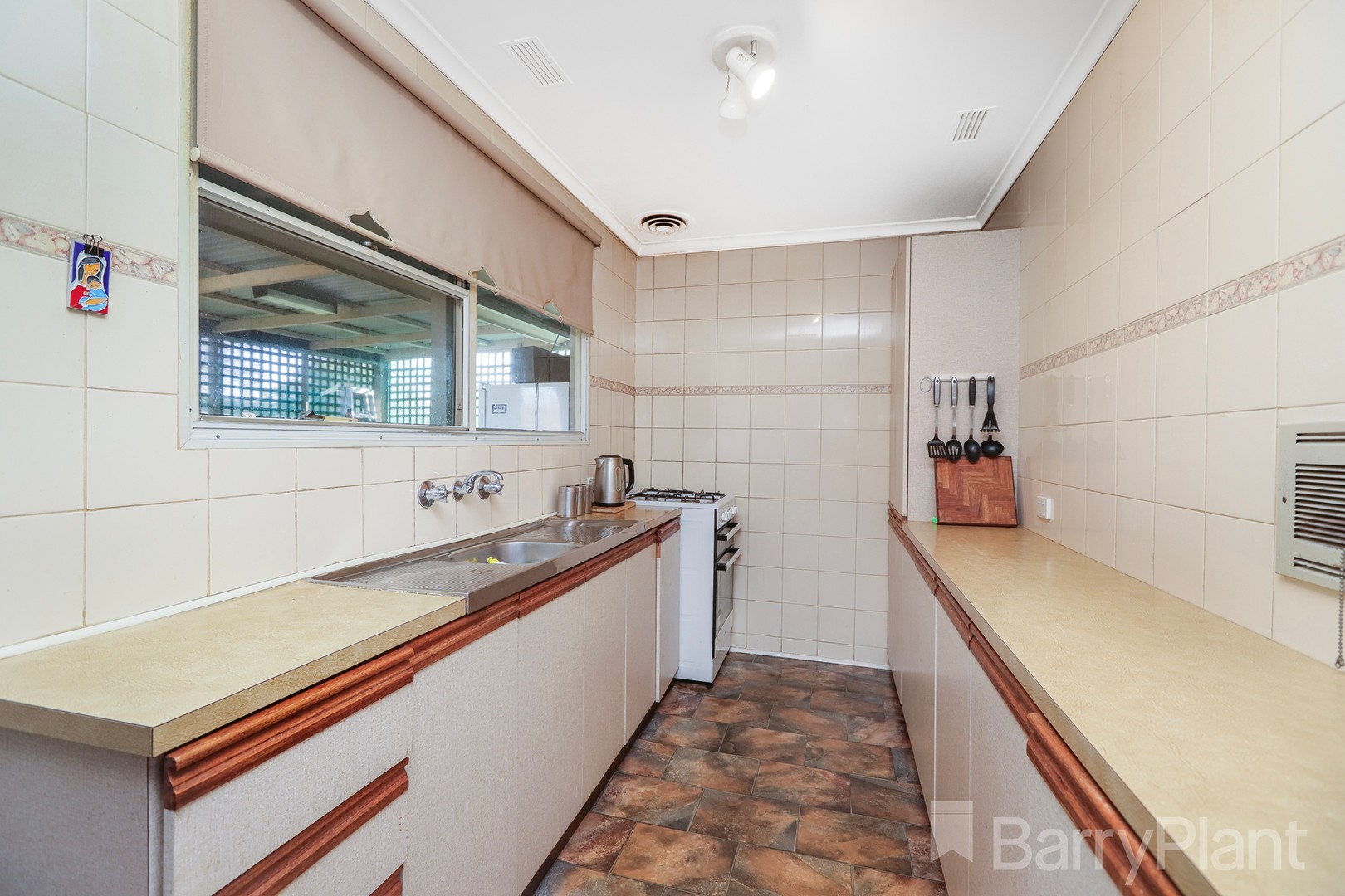 2 Lillis Court, Sunshine West, VIC 3020, Sunshine West - Thumbnail 4