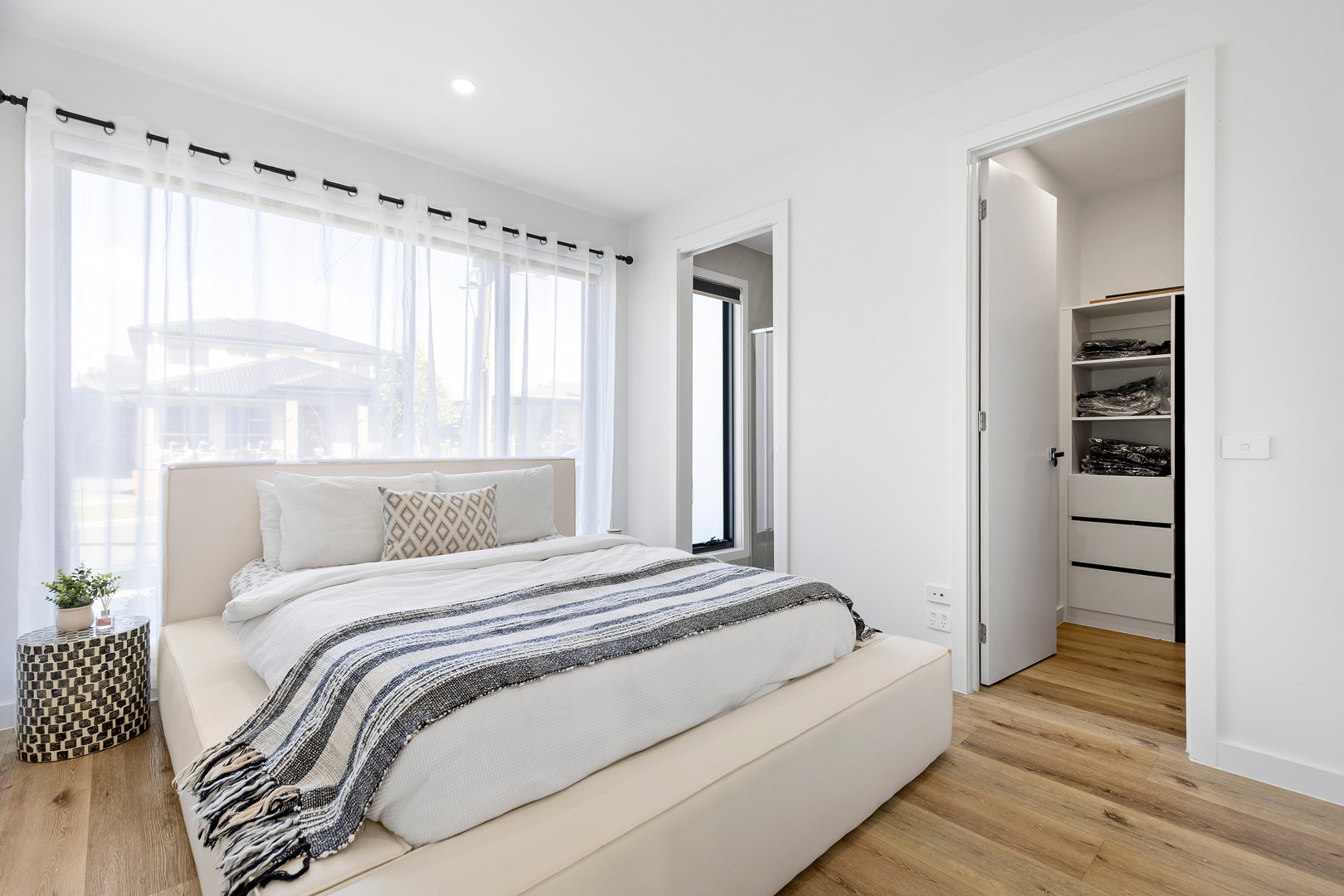 2 Linacre Crescent, Gladstone Park, VIC 3043, Gladstone Park - Thumbnail 6