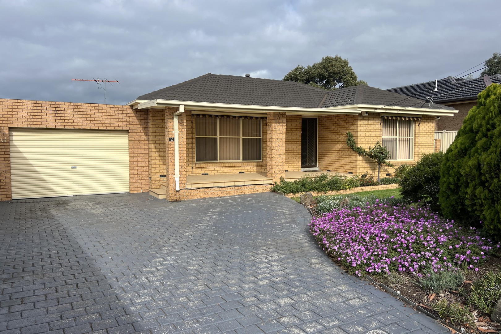 2 Linda Place, St Albans, VIC 3021, St Albans - Thumbnail 3