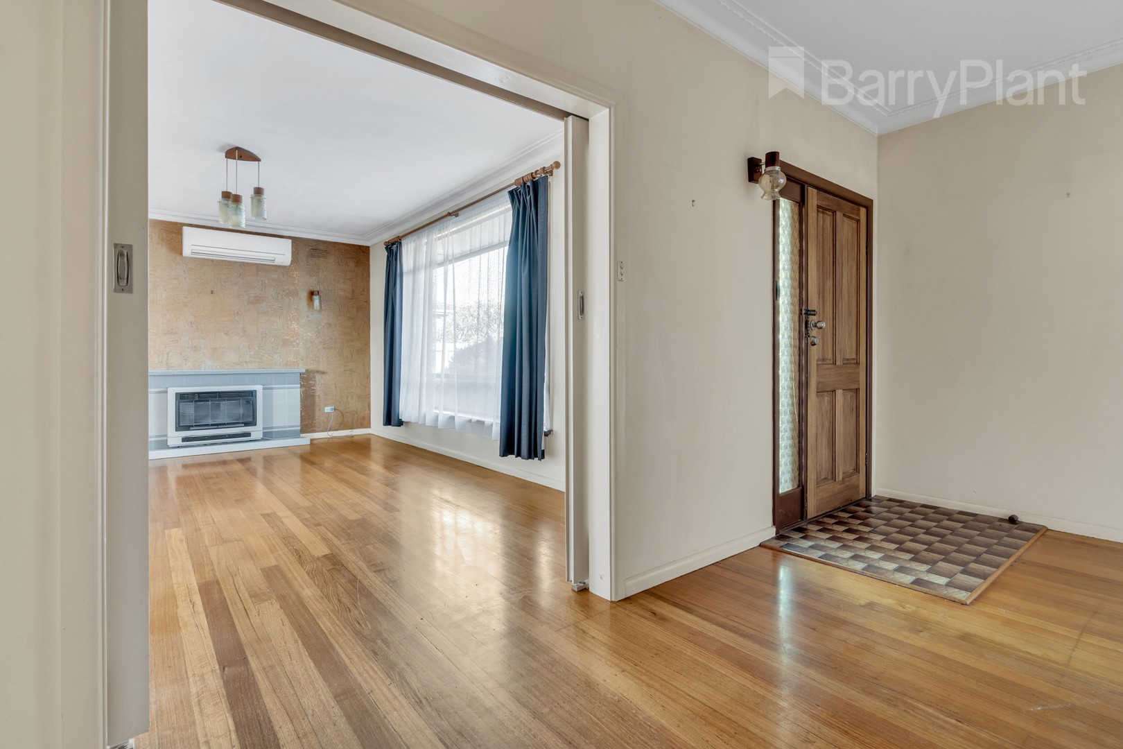 2 Lindenow Street, Reservoir, VIC 3073, Reservoir - Thumbnail 2