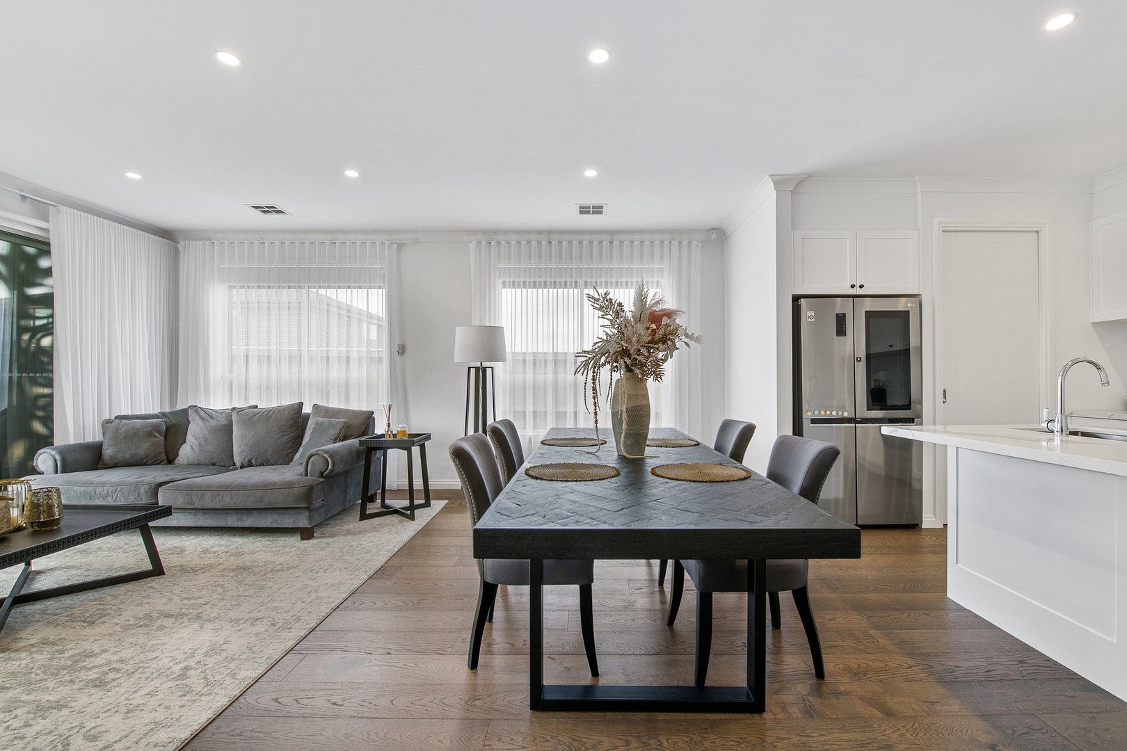 2 Lineker DriveDeanside, VIC 3336, Deanside - Thumbnail 8