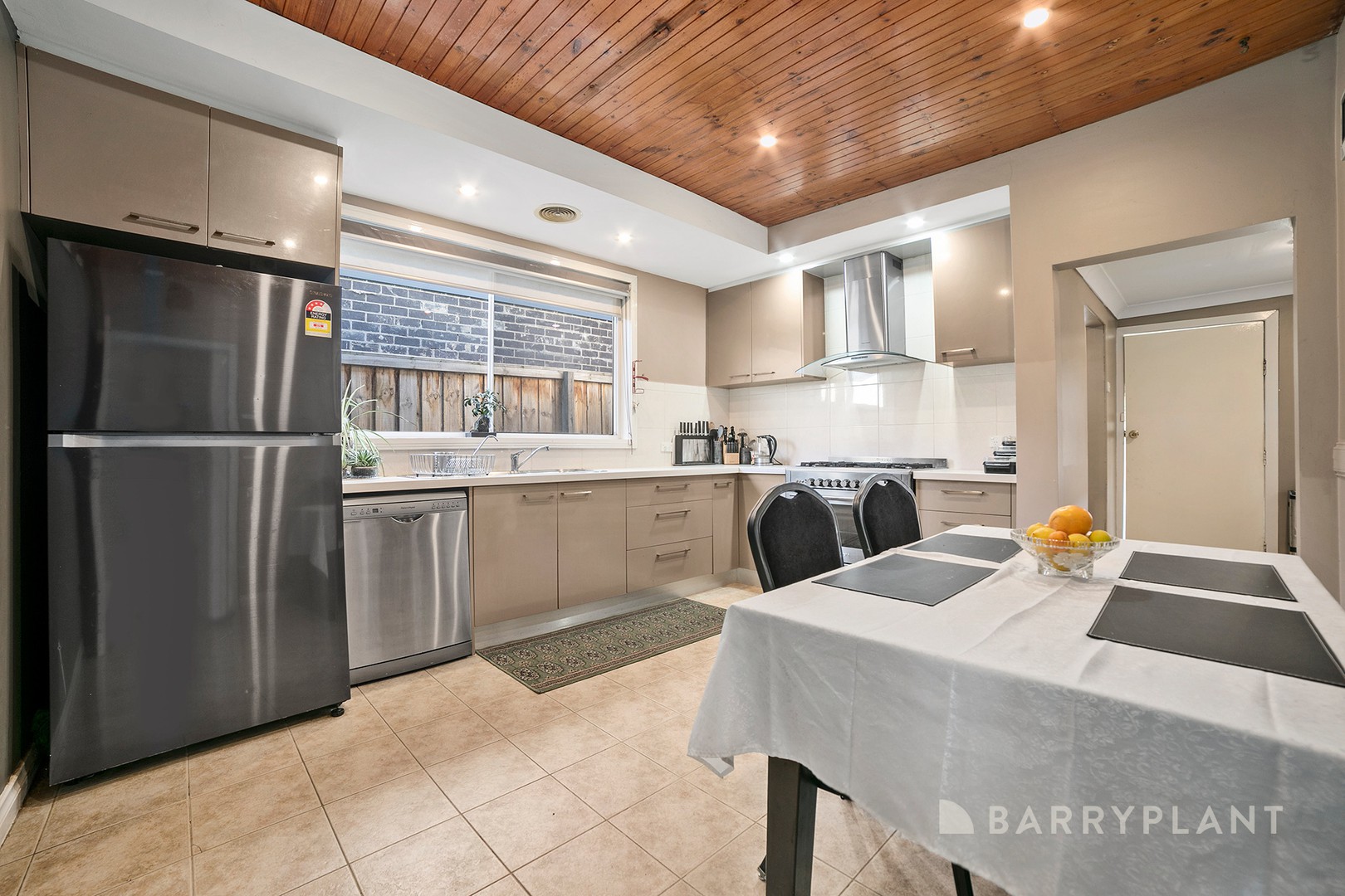 2 Liston Avenue, Reservoir, VIC 3073, Reservoir - Thumbnail 5